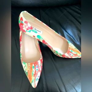 Brightly colored L.K. Bennett kitten heels - size 40